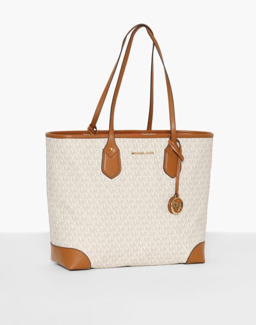 Beige tote bag