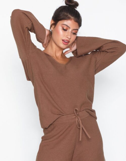 Brown casual top